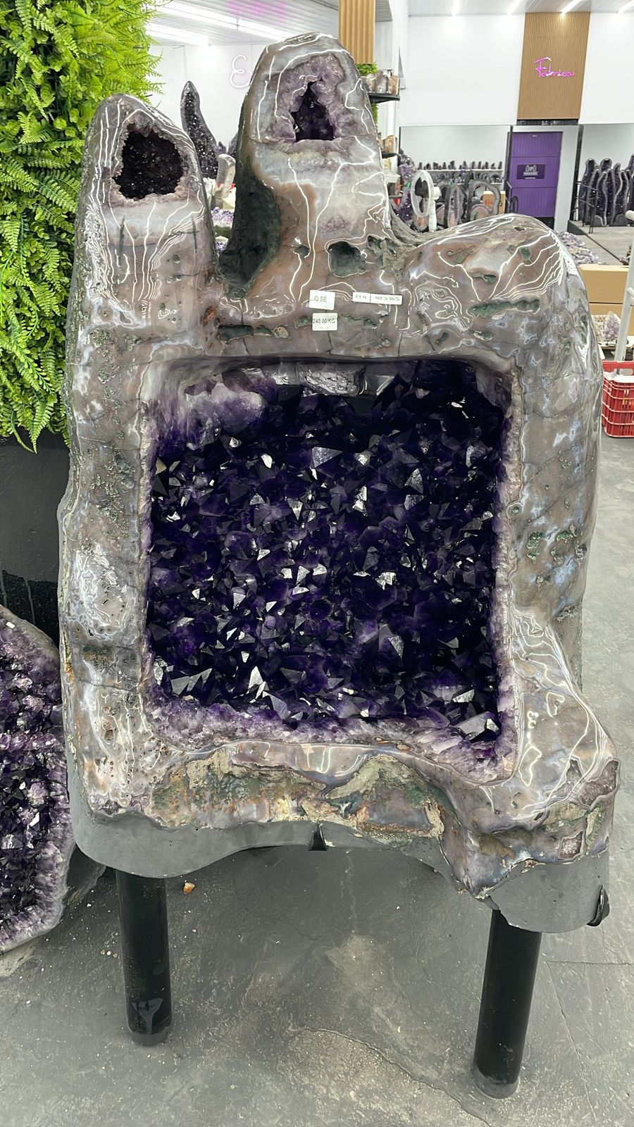 Large Amethyst Peices (pre-order delivery in 30 days)